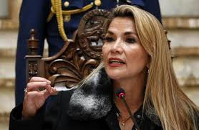 presidenta interina de bolivia anuncia que convocara a elecciones en las proximas horas
