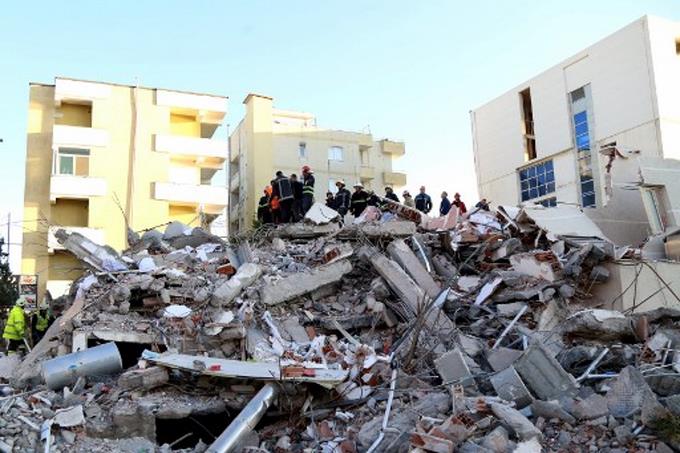 ya son 29 los muertos por el terremoto en albania
