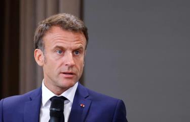 macron 84f2a127 enfoque 0 0 375 240