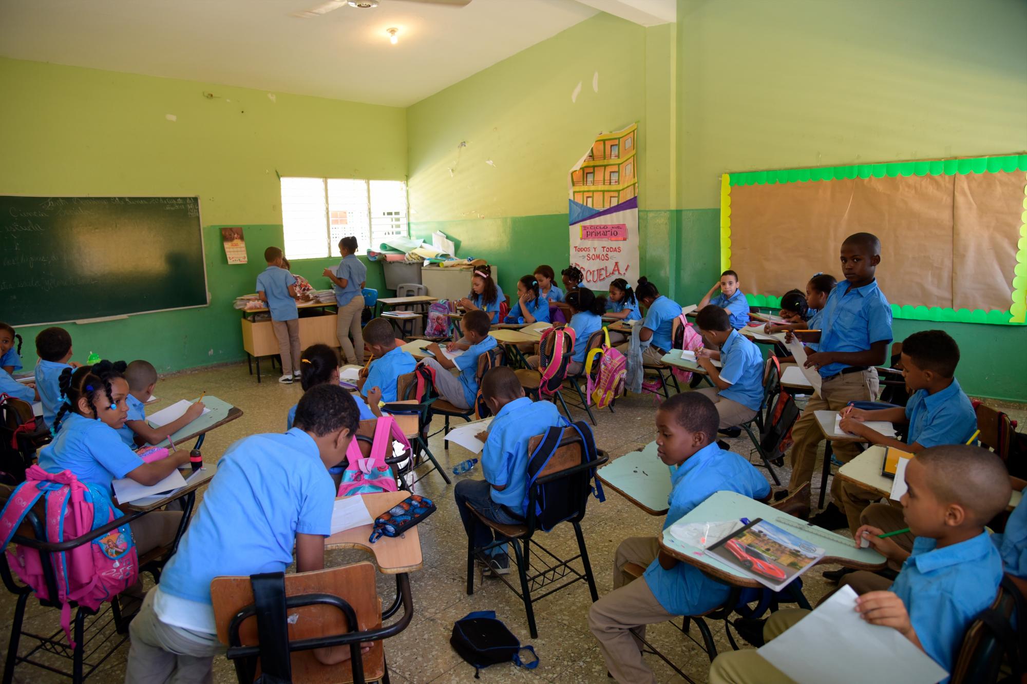 20082018 fotos roberto guzman estudiantes de primaria en aula en el primer dia inicio ano escolar 2018 2019 escuela publica sde la zafra 2018 89 15029310 20201022114119